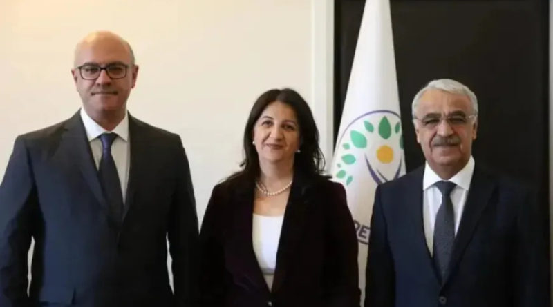 Abdullah Öcalan: Le legge negativa deve essere trasformata in legge positiva Abdullah Öcalan: Le legge negativa deve essere trasformata in legge positiva